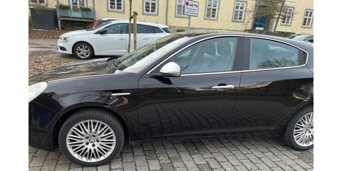 Alfa Romeo Giulietta 207.000 km 4.500 &euro; Lippstadt 59555