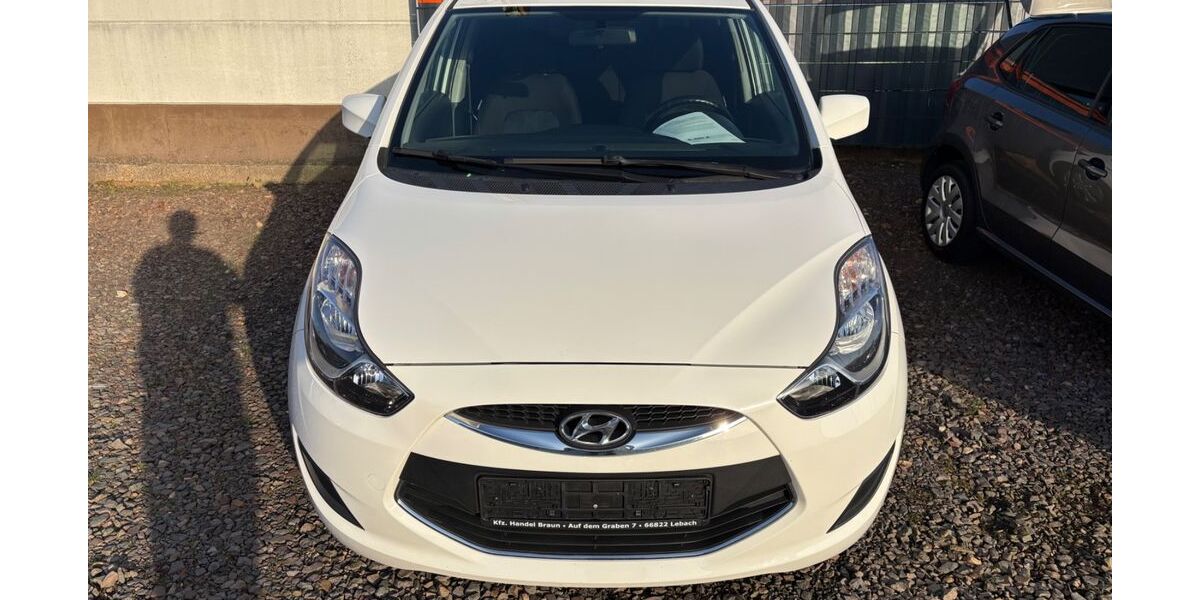 Hyundai ix20 101.000 km 5.990 &euro; Lebach 66822