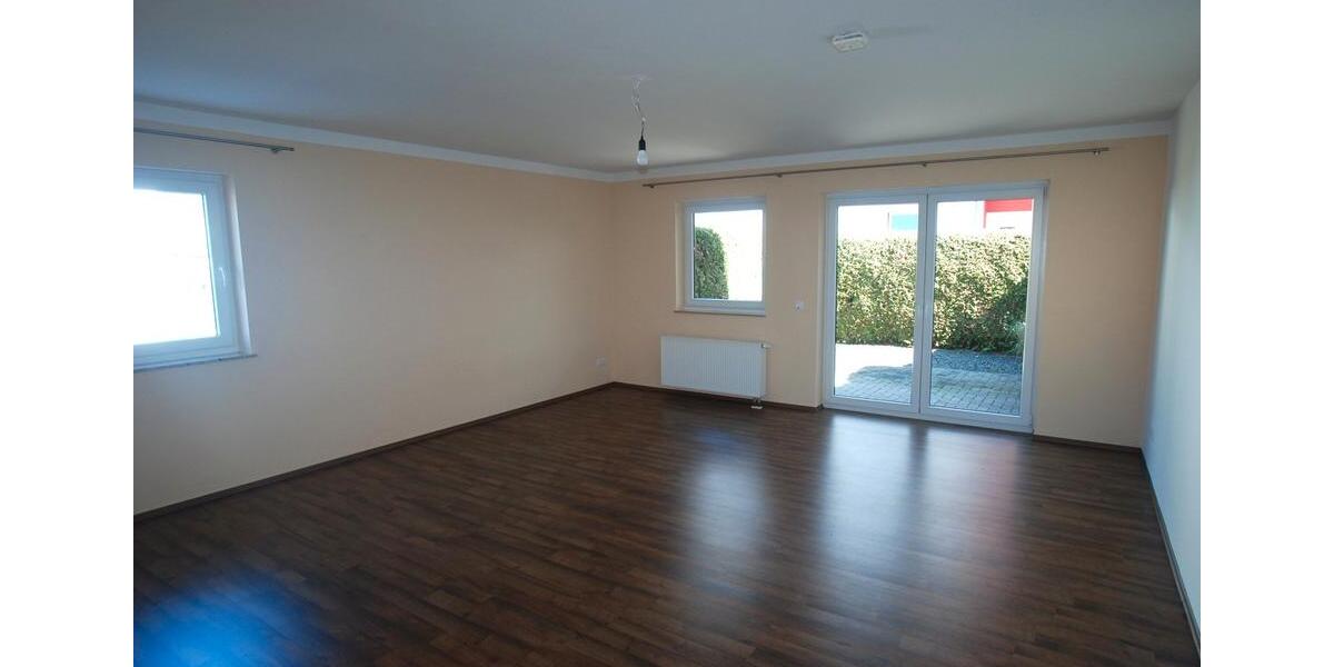 Erdgeschoßwohnung Alzey - 3 Zimmer, 72 m&sup2;, 900&euro; | Angebot:26297932