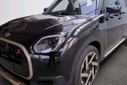 Mini Countryman S All4 4.319 km 45.940 &euro; München 80788