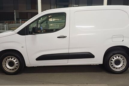 Peugeot Partner 150.000 km 9.700 &euro; Esslingen am Neckar 73733