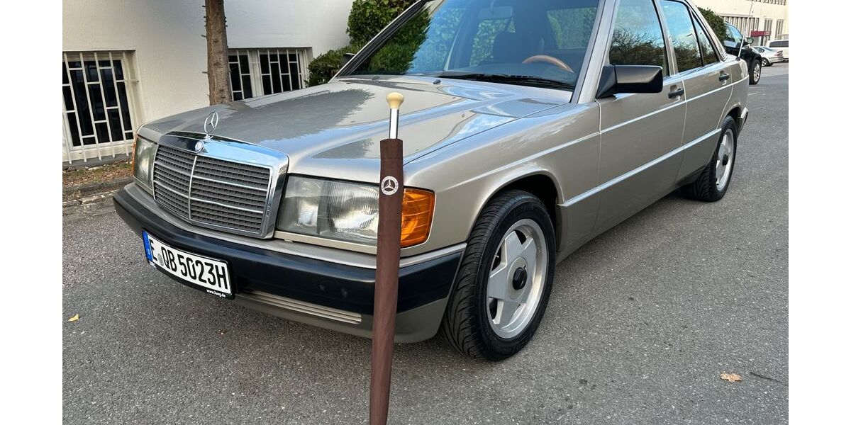 Mercedes-Benz 190 118.698 km 22.700 € Essen 45356