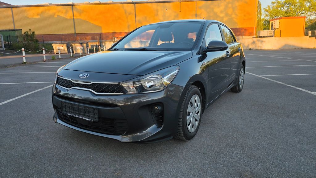 Kia Rio 120.000 km 7.999 &euro; Lippstadt 59557