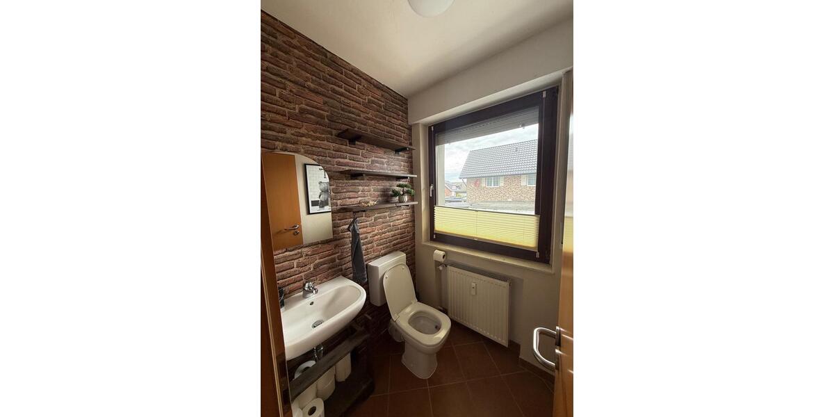 Etagenwohnung Augustdorf - 4 Zimmer, 105 m&sup2;, 1.000&euro; | Angebot:26414685