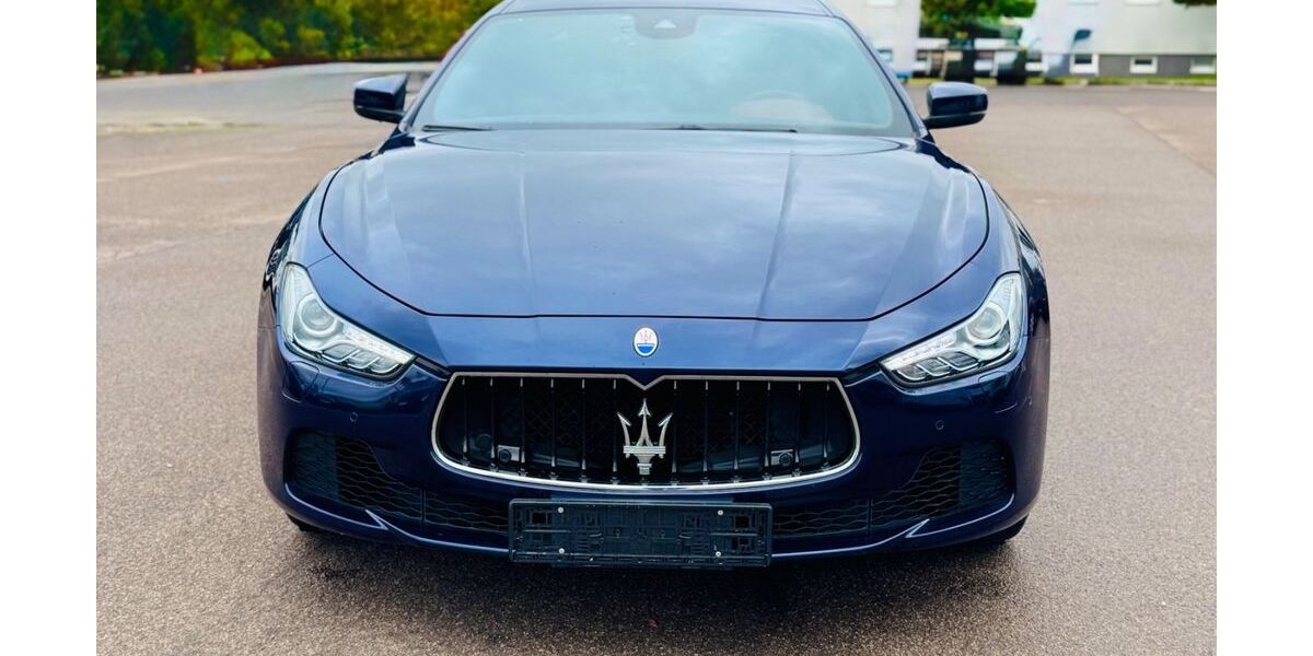Maserati Ghibli 107.000 km 26.000 &euro; Leipzig 04319