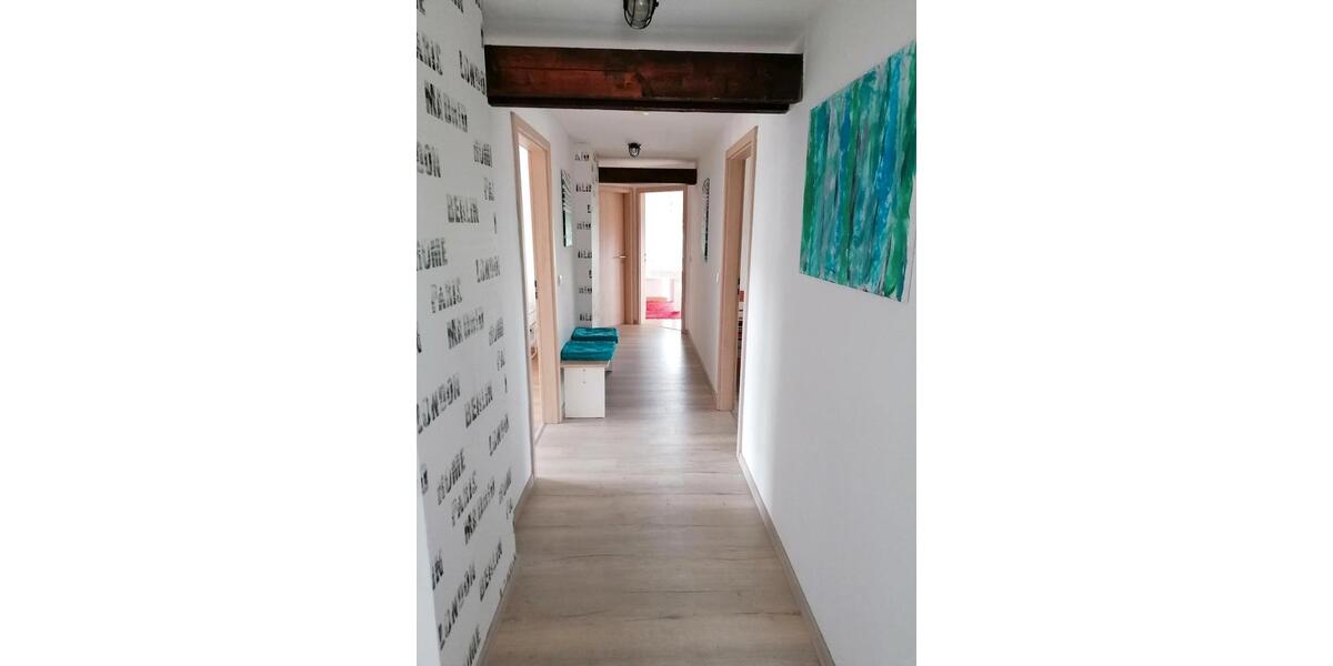 Dachgeschoßwohnung Rödental - 4 Zimmer, 85 m&sup2;, 155.000&euro; | Angebot:26961560