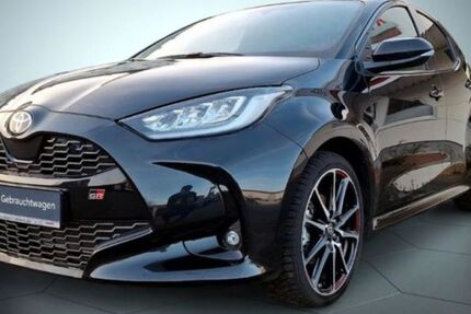 Toyota Yaris 13.700 km 19.499 &euro; Marktbreit 97340