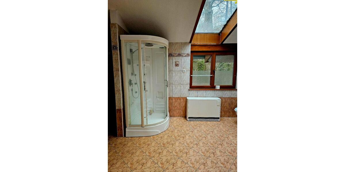 Dachgeschoßwohnung Bernau bei Berlin - 3 Zimmer, 100 m&sup2;, 1.200&euro; | Angebot:25510264