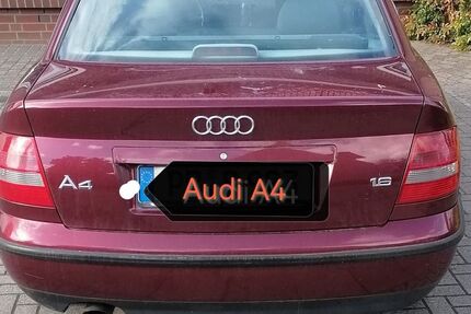 Audi A4 190.000 km 1.300 € Glöwen 19339