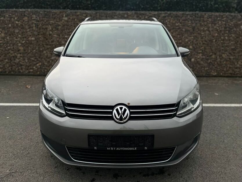 VW Touran 225.000 km 6.500 € Taunusstein 65232