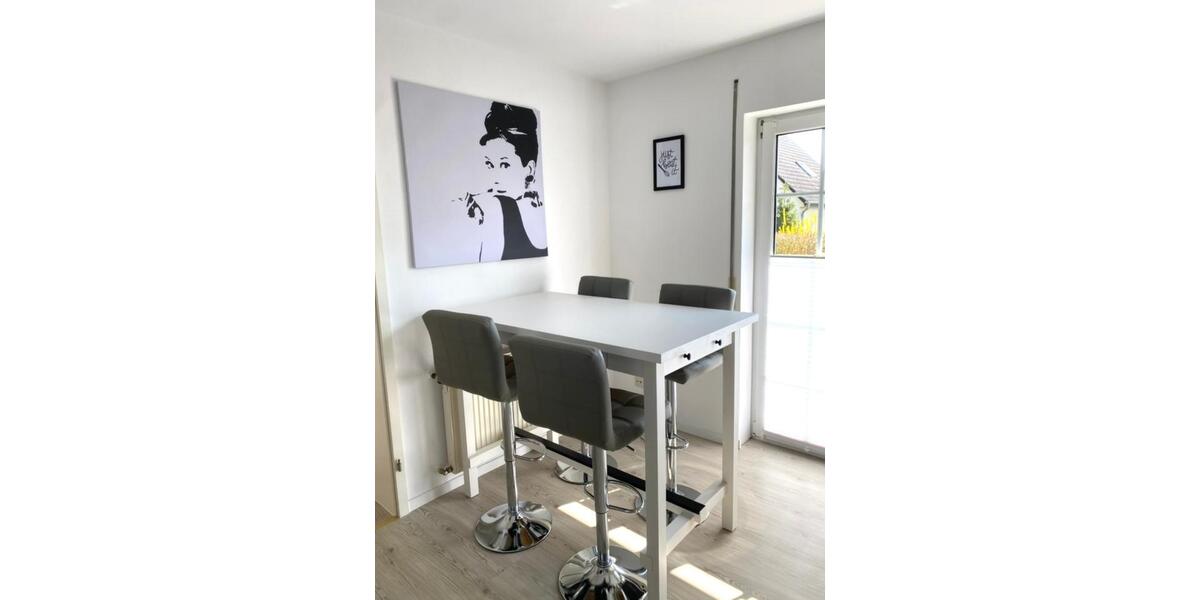 Erdgeschoßwohnung Wachtberg - 1 Zimmer, 20 m&sup2;, 700&euro; | Angebot:24633282