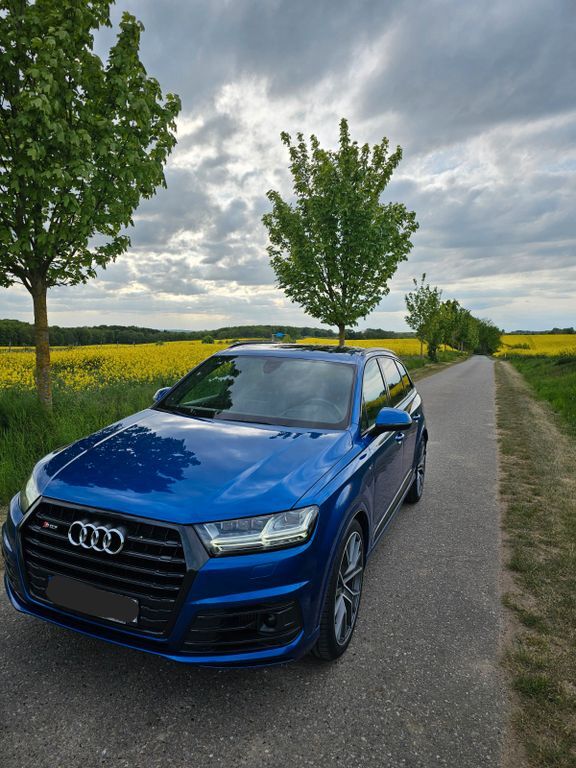Audi SQ7 183.000 km 36.000 € Zurow 23992