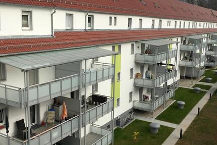 Wohnung Esslingen am Neckar Oberesslingen - 4 Zimmer, 84 m&sup2;, 827&euro; | Angebot:25267036