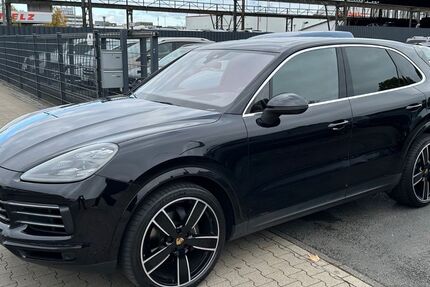 Porsche Cayenne 70.000 km 59.999 € Kassel 34123