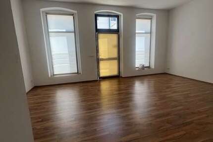 Büro in Frankfurt Oder 282,50 € 65.5 m² zimmer