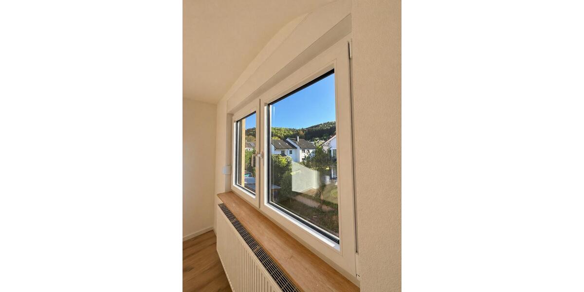 Dachgeschoßwohnung Wertheim - 2.5 Zimmer, 60 m&sup2;, 890&euro; | Angebot:26375266