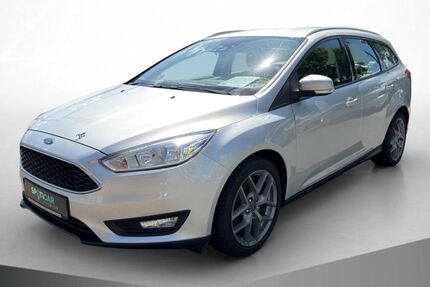 Ford Focus 70.000 km 11.870 &euro; Bad Driburg 33014