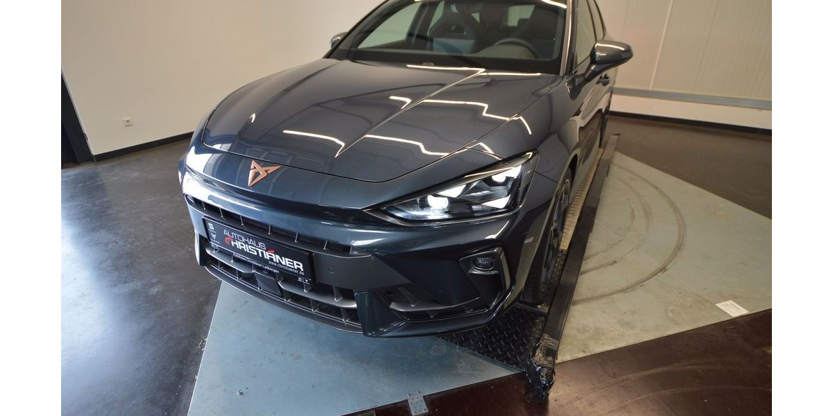 Cupra Leon 9.000 km 42.390 &euro; Ladbergen 49549