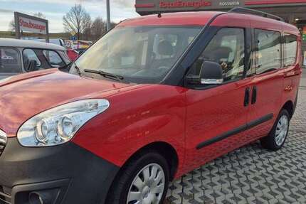 Opel Combo 70.262 km 9.999 &euro; Roßwein 04741