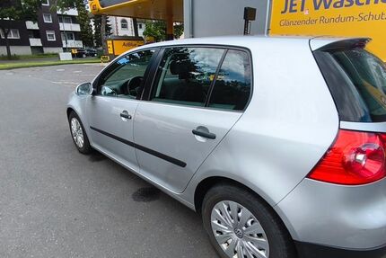 VW Golf 238.000 km 1.250 &euro; Köln 51065