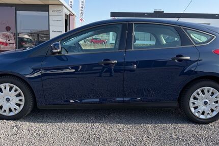 Ford Focus 74.350 km 7.490 &euro; Limburg 65549