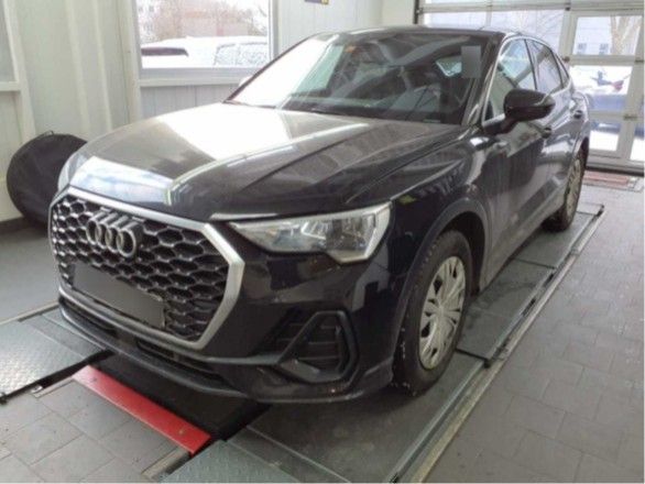 Audi Q3 97.792 km 31.960 &euro; München 80686