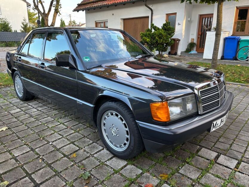 Mercedes-Benz 190 177.000 km 11.800 € Emmering 82275