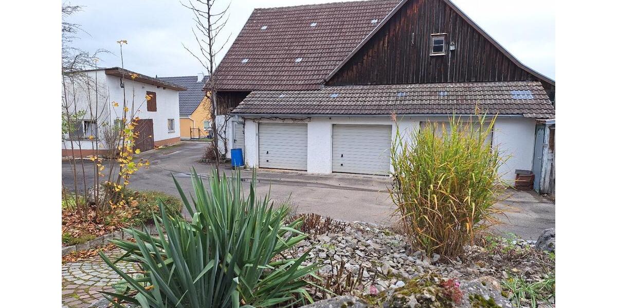 Mehrfamilienhaus, Wohnhaus Ellwangen (Jagst) - 12 Zimmer, 320 m&sup2;, 699.000&euro; | Angebot:26801432
