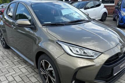 Toyota Yaris 9.500 km 22.990 &euro; Wiesmoor 26639