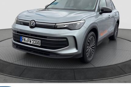 VW Tiguan 8.000 km 38.490 &euro; Markdorf 88677
