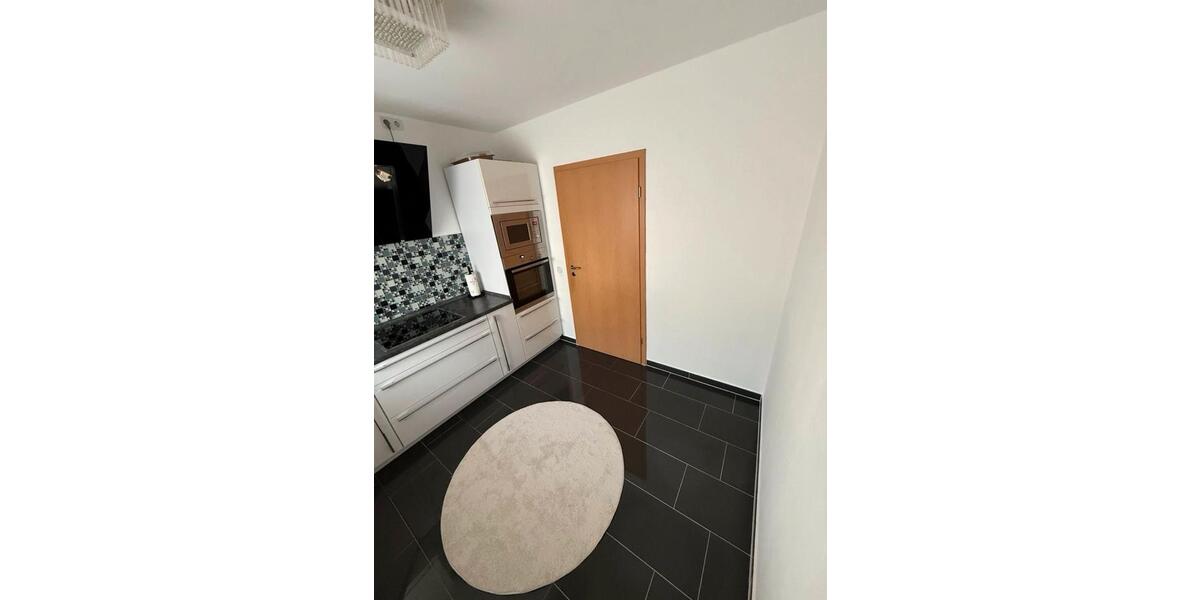 Erdgeschoßwohnung Halle - 3 Zimmer, 74 m&sup2;, 199.500&euro; | Angebot:24839316