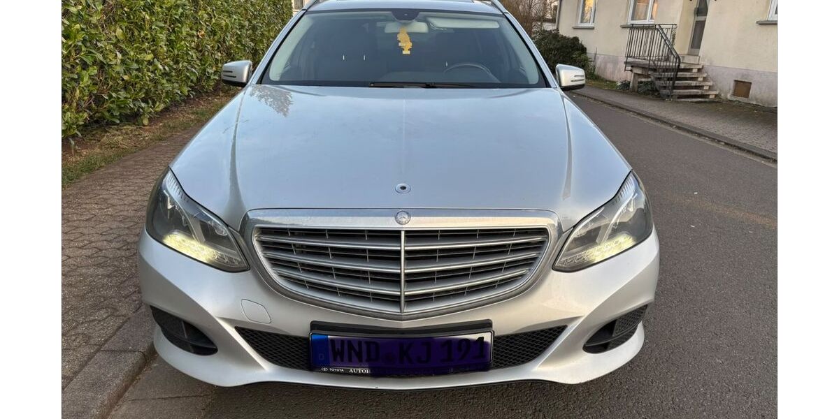 Mercedes-Benz E 250 278.000 km 7.490 &euro; Nohfelden O.t. Wolfersweiler 66625
