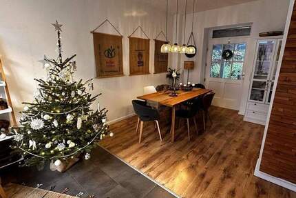 2-Zimmer Wohnung mit überdachter Terrasse und eigenem Garten (auch Büro, Praxis, Atelier) 3 zimmer