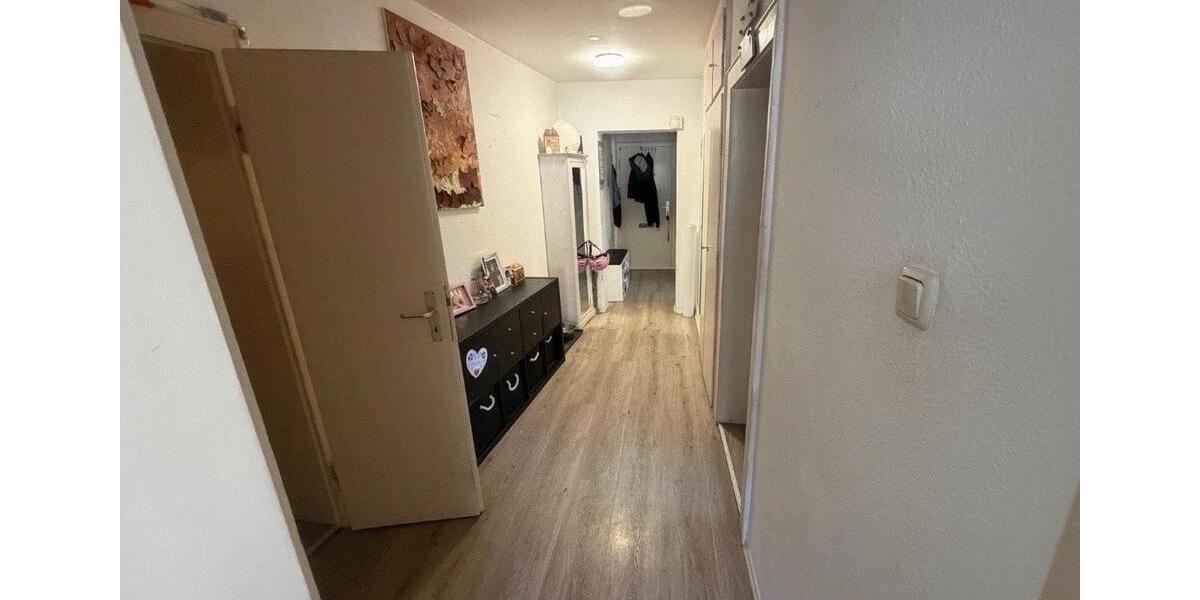 Etagenwohnung Hameln Kernstadt - 3 Zimmer, 66 m&sup2;, 550&euro; | Angebot:26355840
