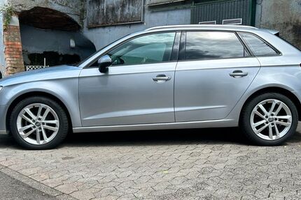 Audi A3 60.000 km 14.900 &euro; Saarbrücken 66117