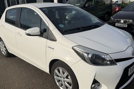Toyota Yaris 94.755 km 9.799 &euro; Frankfurt 60386