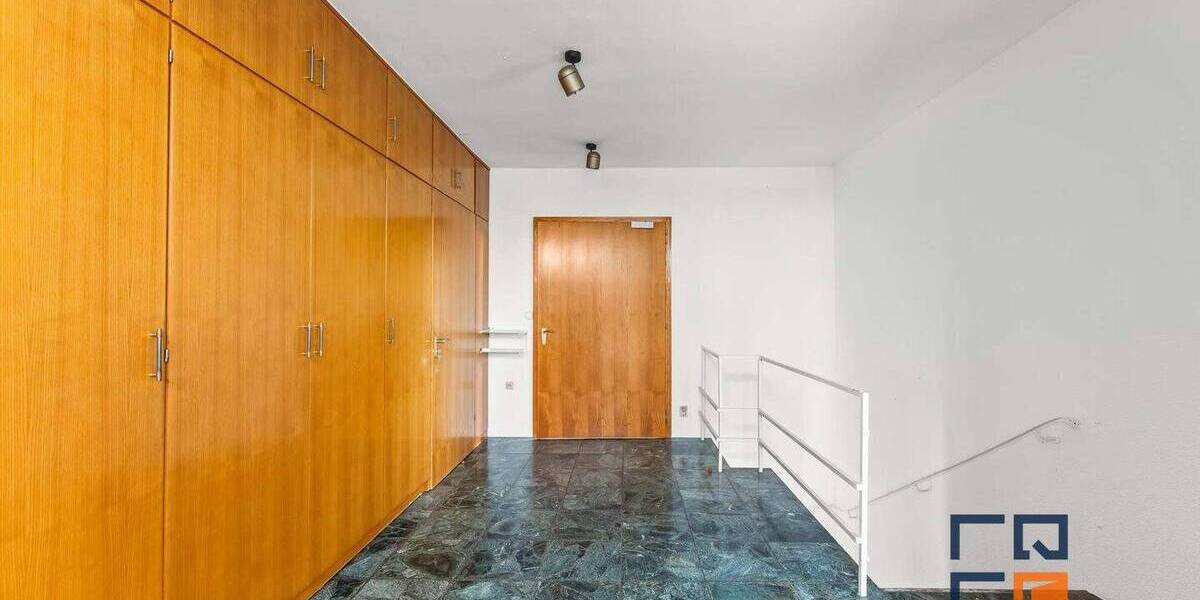 Einfamilienhaus Waldsassen - 1 Zimmer, 350 m&sup2;, 600.000&euro; | Angebot:26160058