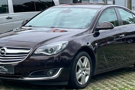 Opel Insignia 118.000 km 7.499 &euro; Berlin 13088