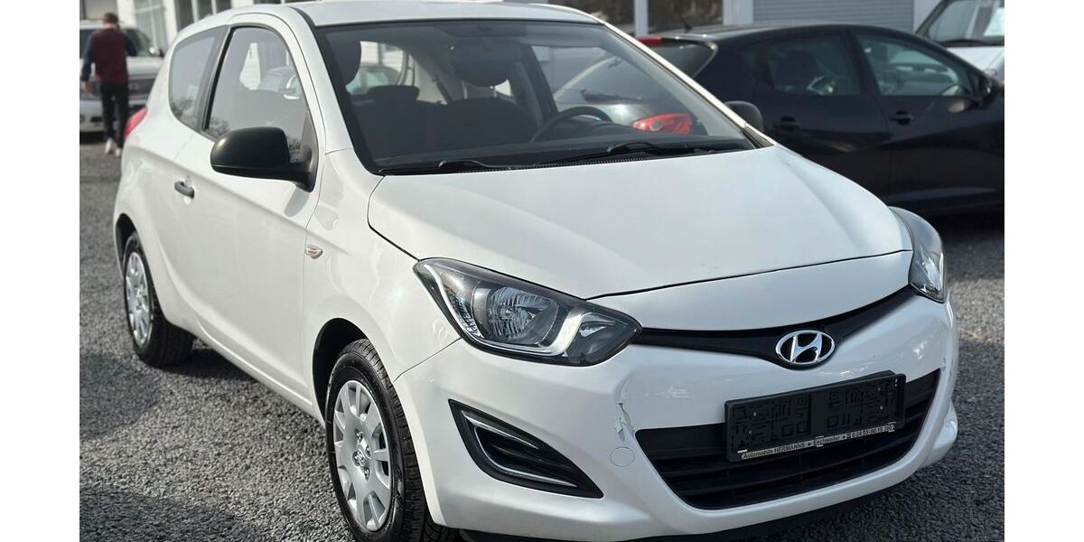Hyundai i20 131.100 km 3.950 &euro; Düren 52349