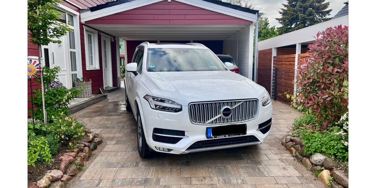 Volvo XC90 279.000 km 18.499 &euro; Travenbrück 23843