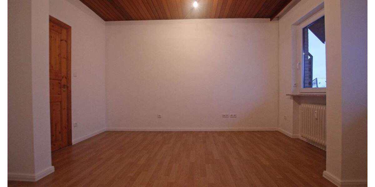 Etagenwohnung Geesthacht - 3 Zimmer, 88 m&sup2;, 870&euro; | Angebot:25051867