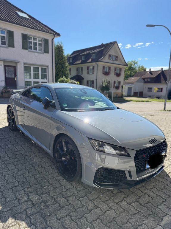 TT RS