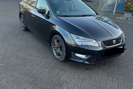 Seat Leon 217.500 km 9.000 &euro; Lahntal-Sterzhausen 35094