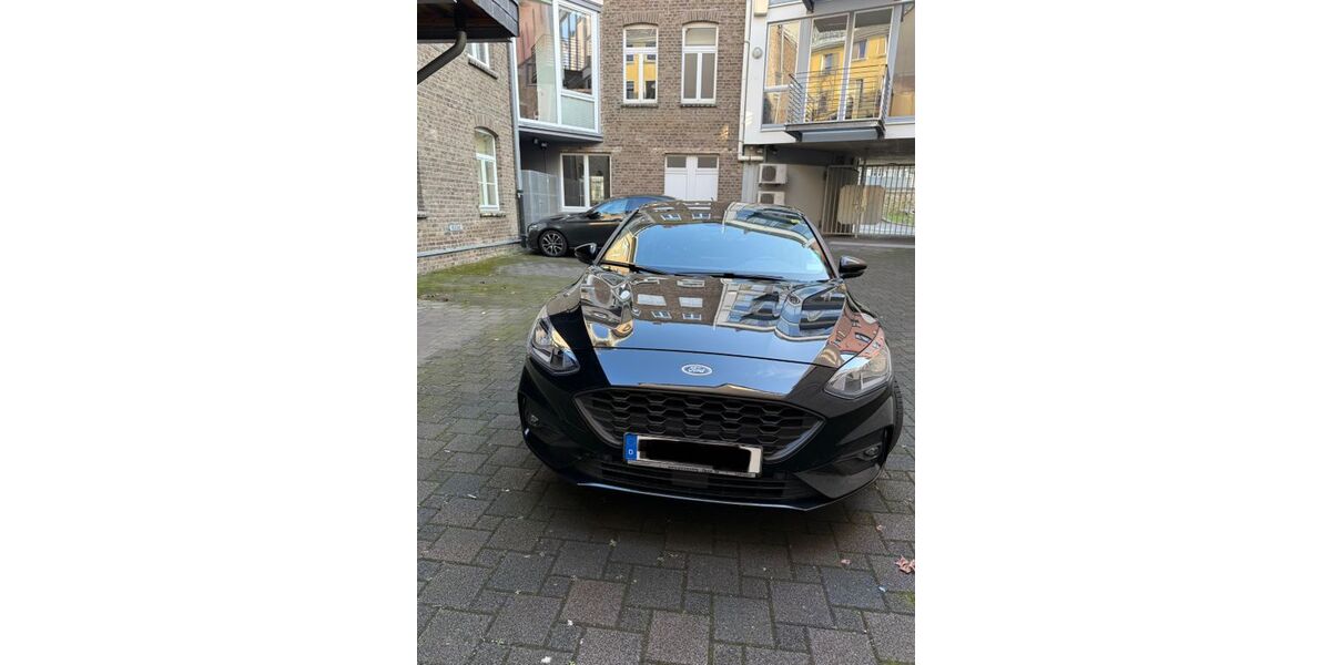 Ford Focus 77.000 km 13.900 &euro; Bitzen 57539