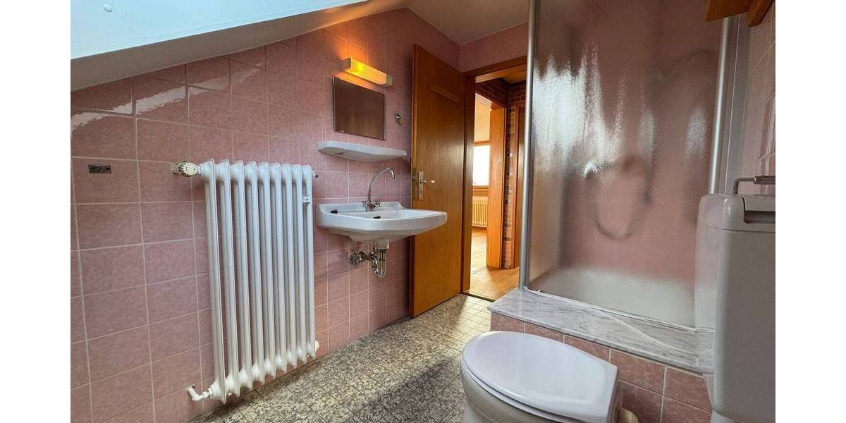 Reihenmittelhaus Niederkassel Ranzel - 6 Zimmer, 141 m&sup2;, 399.000&euro; | Angebot:26543754