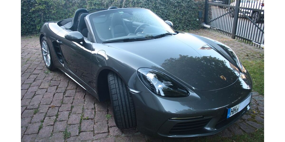 Porsche Boxster 6.800 km 68.100 &euro; Hamburg 22459