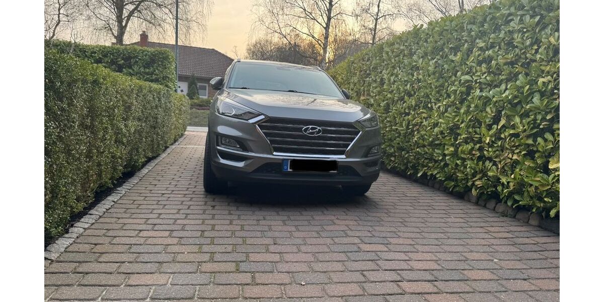 Hyundai TUCSON 29.400 km 14.700 &euro; Plön 24306