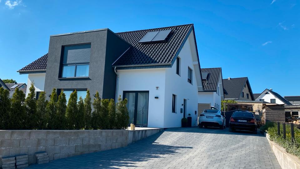 Einfamilienhaus Blomberg - 6 Zimmer, 220 m&sup2;, 649.000&euro; | Angebot:27071856