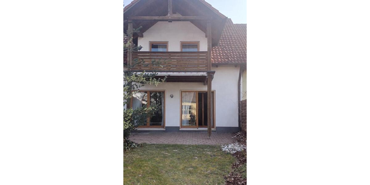Reihenhaus Nabburg - 5 Zimmer, 140 m&sup2;, 1.800&euro; | Angebot:26326550