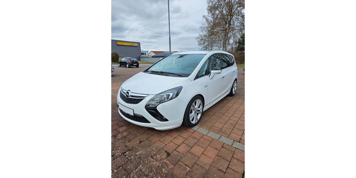 Opel Zafira Tourer 295.560 km 5.000 &euro; Grafenwöhr 92655